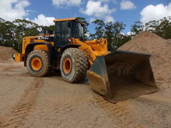 21T Loader Hire Perth